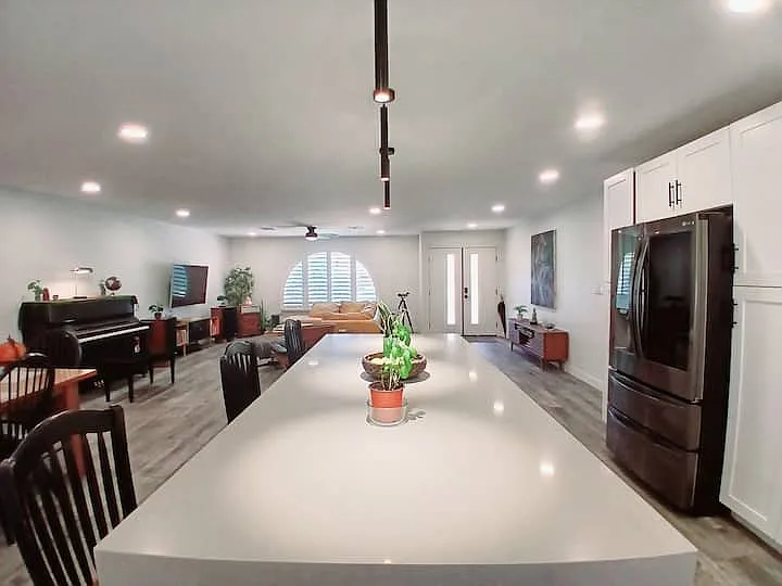 4 bed, 1957 sqft, $900 — Photo 4