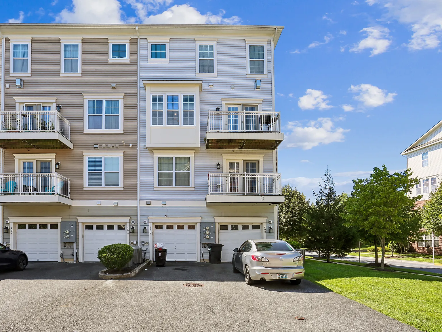 3 bed, 2611 sqft, $3,700 — Photo 4