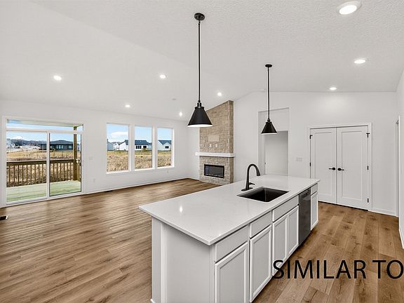 3rd image of 1753 SW Sienna Ct