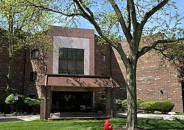 1st image of 1104 Castilian Ct APT 104