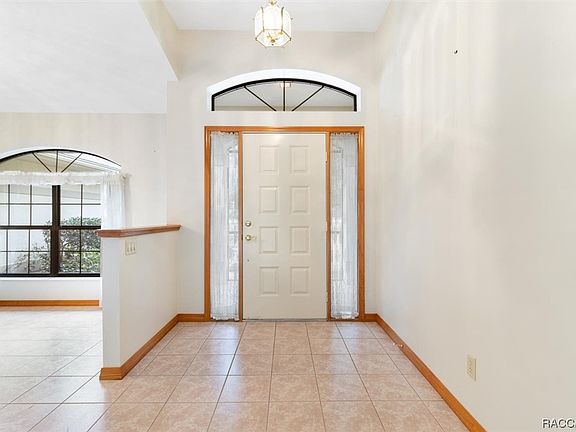 4th image of 2085 S Bolton Ave