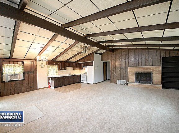 3rd image of 8905 E Teal Ln