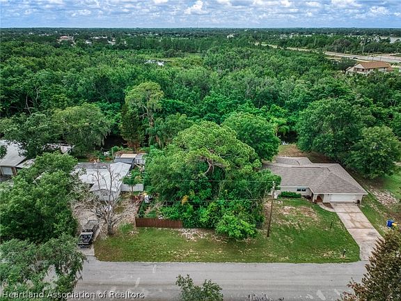 2nd image of 1216 S Canal Blvd