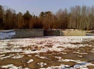 53 New Design Rd, Dendron, VA 23839