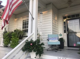 1605 Oakhurst Dr, Mount Pleasant, SC 29466