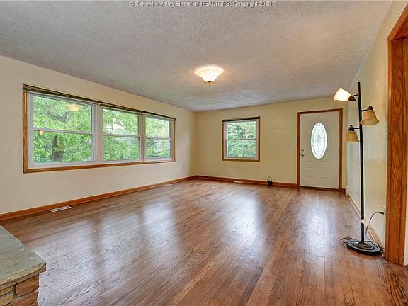 5th image of 2615 Hollister Dr