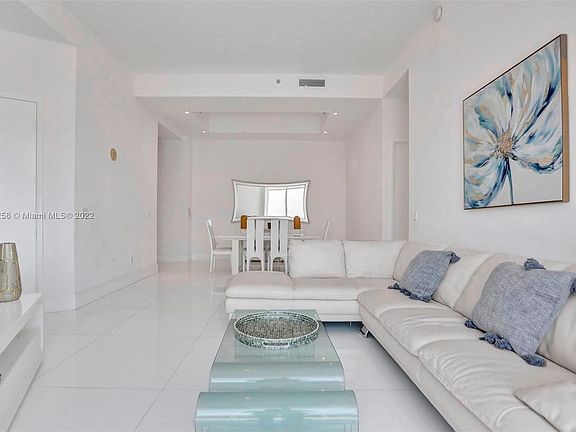 5th image of 16001 Collins Ave #5