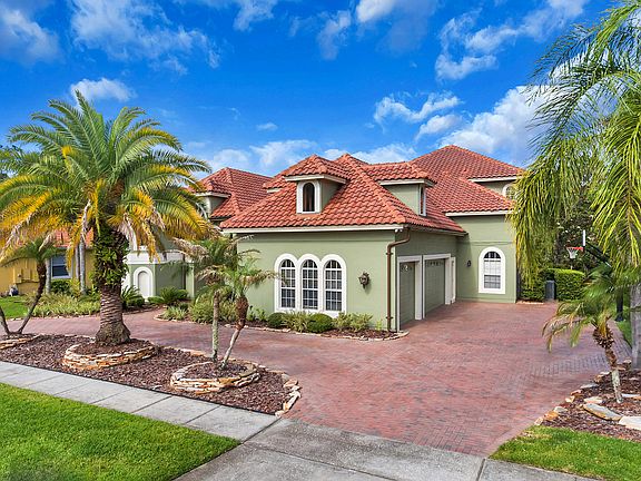 3rd image of 686 Shadowmoss Cir