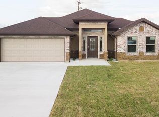 7068 Heritage Oaks Dr, Brownsville, TX 78521