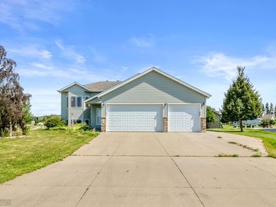 3562 8th St W, West Fargo, ND, 58078