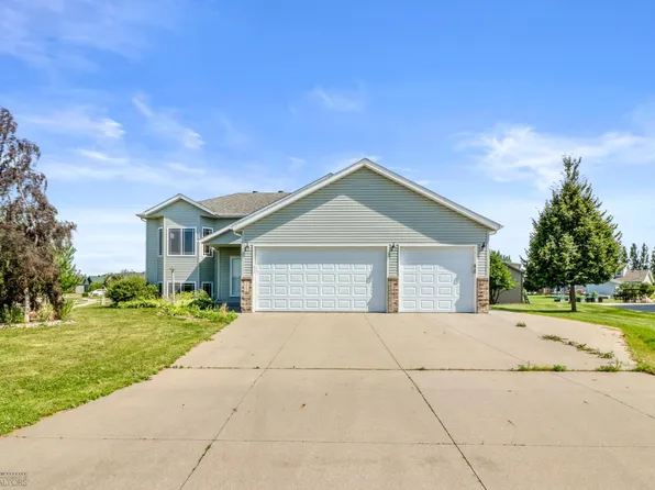 3562 8th St W, West Fargo, ND 58078