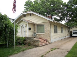 324 Elm St, Marion, KS 66861