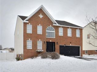11803 Dartmoor Dr, North Huntingdon, PA 15642