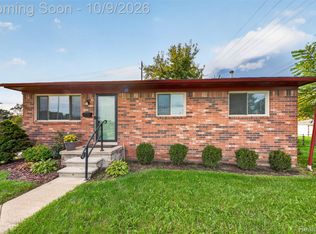 13901 Centralia, Redford, MI 48239