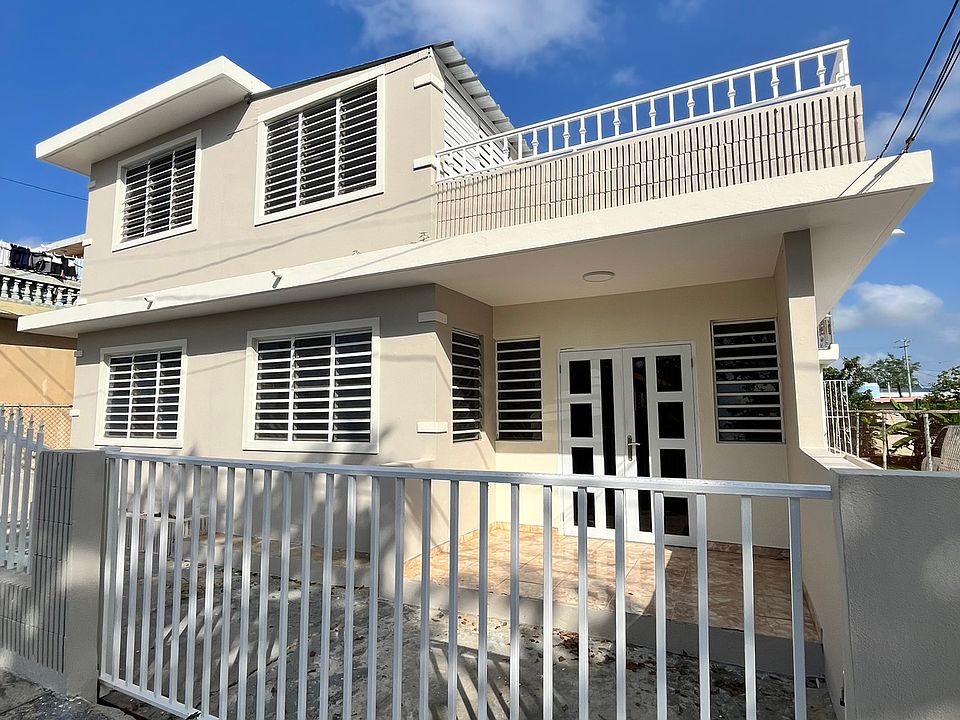 1st image of 1339 Calle Luna Poblado #1