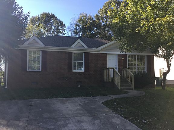 2nd image of 63 Grassmire Drive Clarksville