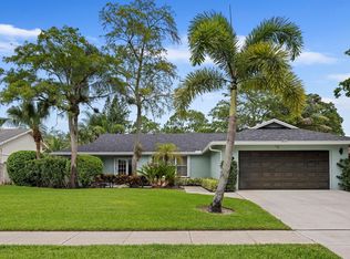 756 Juniper Pl, Wellington, FL 33414