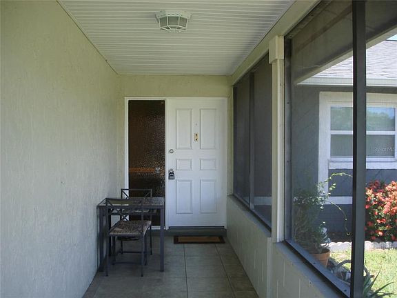 3rd image of 10761 Lazy Lake Dr