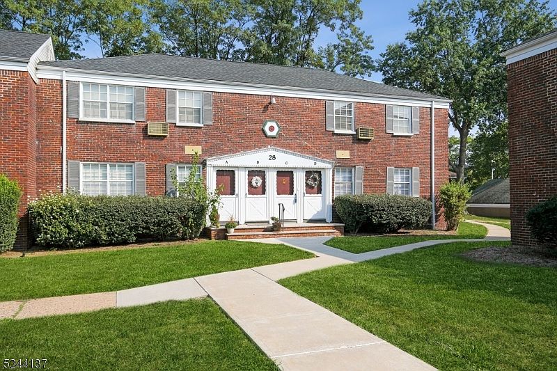 28C Colfax Manor UNIT C, Roselle Park, NJ 07204 MLS 3864313 Zillow