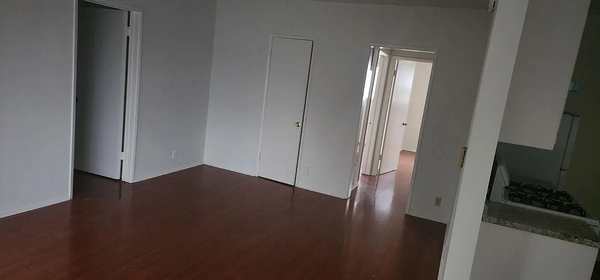 Building Photo - 369 Waldo Ave #10