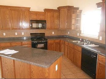 4th image of 14331 Smokey Point Dr
