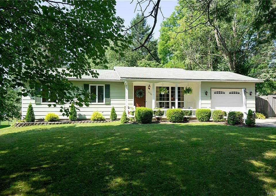 1st image of 6723 Pinehurst Dr