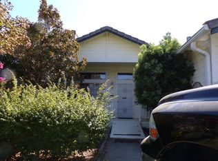230 San Leon Dr, Vacaville, CA 95688