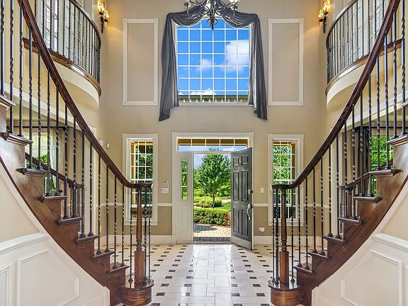 4th image of 2 Turnbury Ct