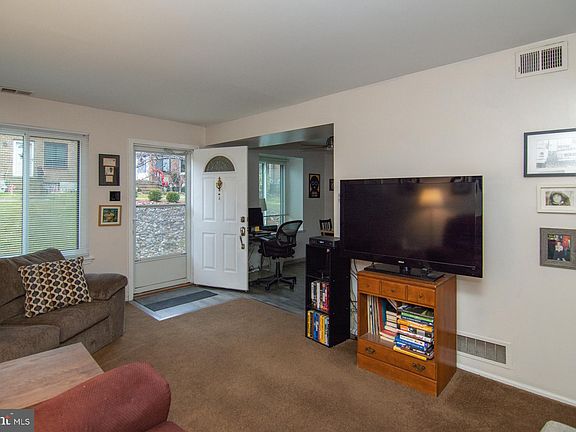 3rd image of 5200 Hilltop Dr APT Cc6