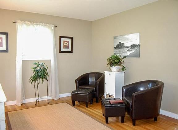 5th image of 2717 Twain Ln
