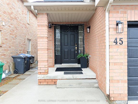 5th image of 45 Roadmaster Ln
