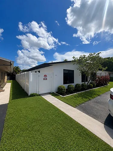 1530 SW 21st St #1 Photo 1