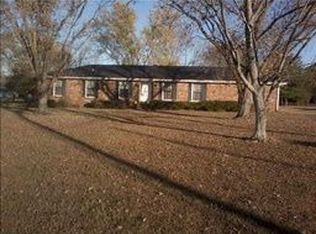 221 Maple Hill Rd, Lebanon, TN 37087