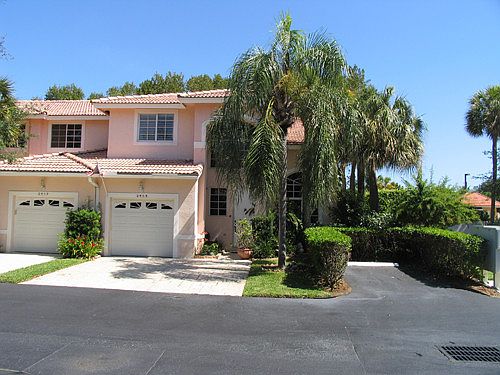 1st image of 2919 Port Royale Ln