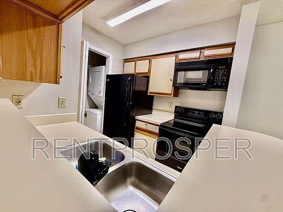 5th image of 238 Afton Sq Unit 203