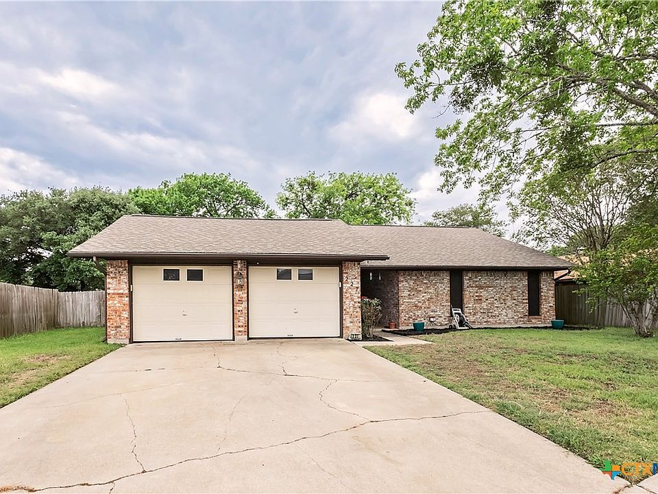 1st image of 227 Briarmeadow Ln