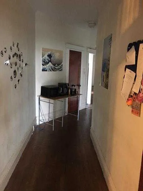 4 bed, $5,000 — Photo 2
