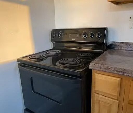 5th image of 453 N 50th St #11456980
