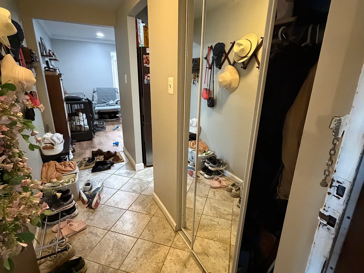 3 bed, 1305 sqft, $2,850 — Photo 4