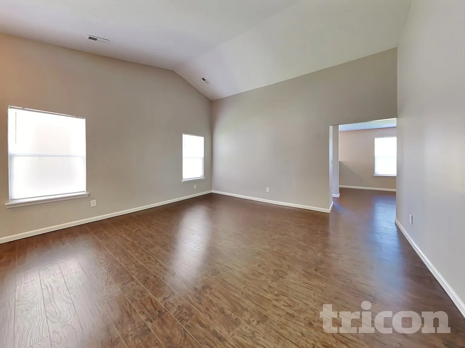 2240 Prairie Fire Lane Indianapolis IN — Photo 2