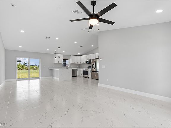 5th image of 1702 Nelson Rd N