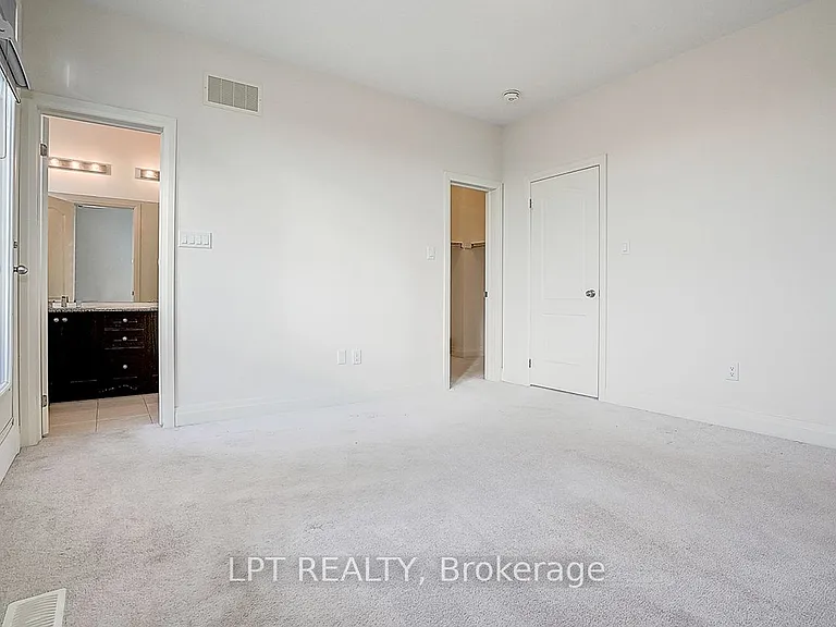 84 William Saville St — Photo 35
