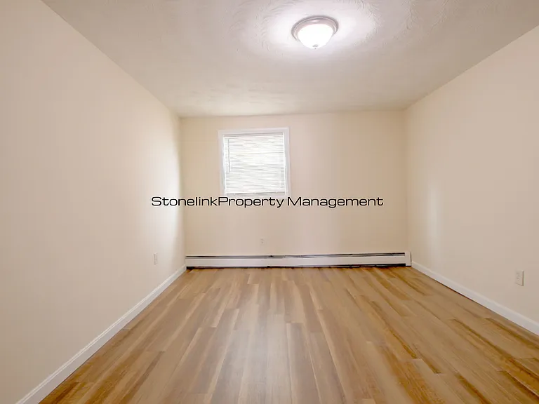 125 Broad St — Photo 11