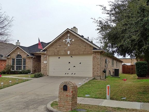 2nd image of 2112 Joe Pool Dr