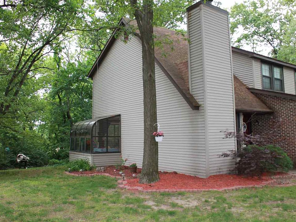1st image of 354 White Oak Ln