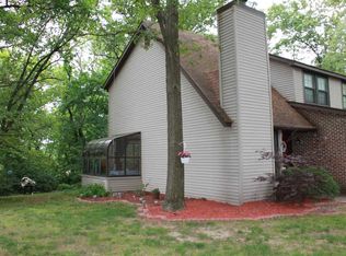 354 White Oak Ln, Terre Haute, IN 47804