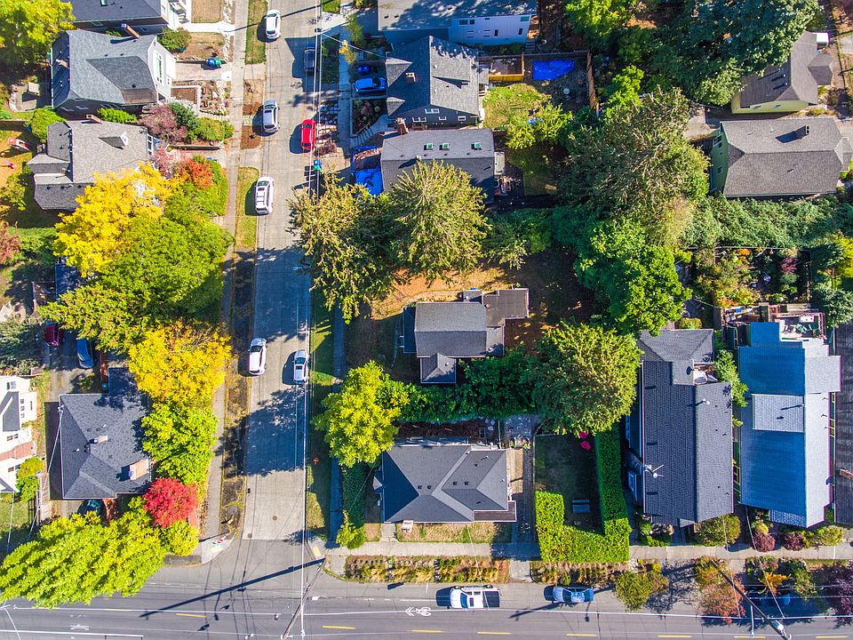 2nd image of 309 NE 56th St