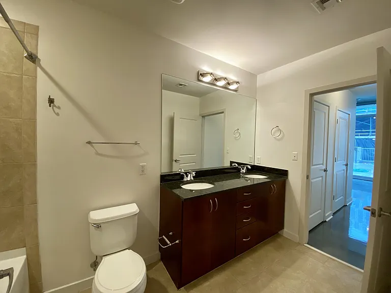 301 Demonbreun St #713 — Photo 23