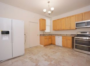 3586 18th St, San Francisco, CA 94110