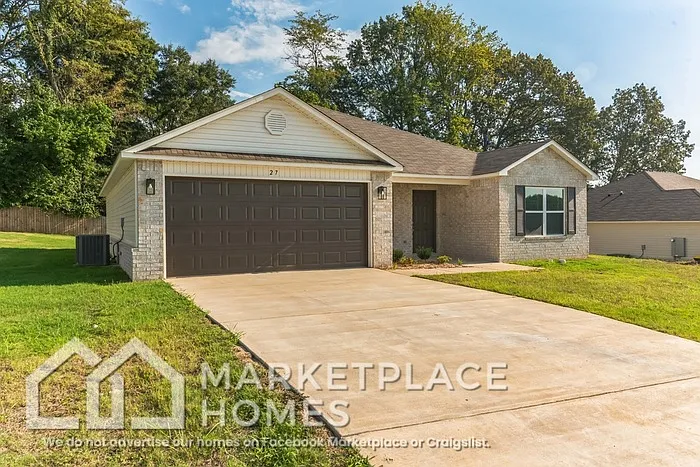 27 Erwin Dr — Photo 2